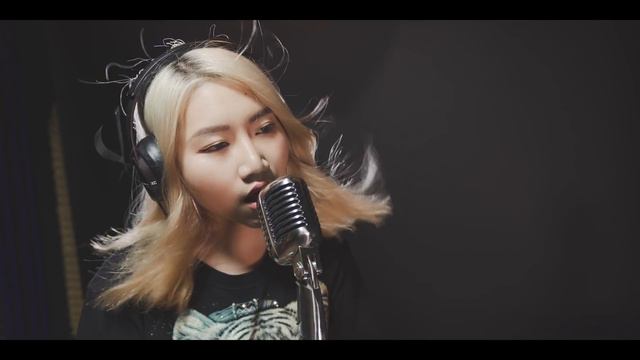 G-Eazy & Halsey - Him & I | Cover by Orange / FILM BY BINZ TK смотреть онлайн