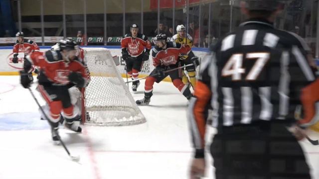 «Дизель» обыграл «Нефтяник» и поднялся на пятое место турнирной таблицы смотреть онлайн