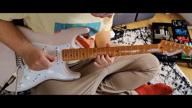 Red House Blues Squier Classic Vibe Strat смотреть онлайн