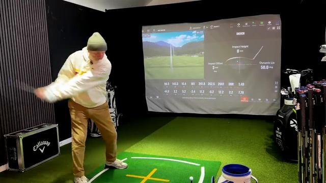 This is why the TaylorMade Qi10 Max is different. смотреть онлайн
