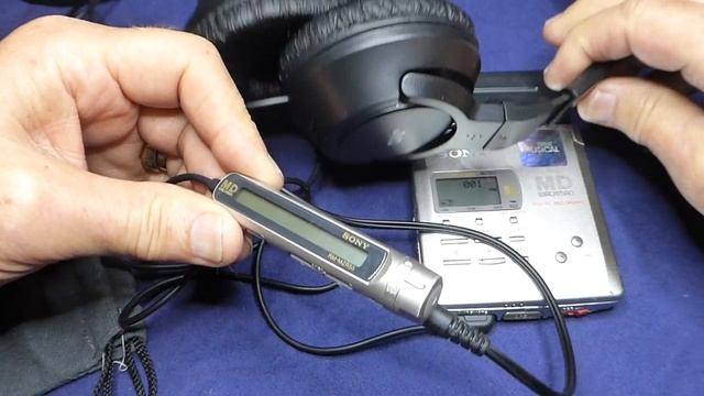 Sony MD Walkman MZ-R55 MiniDisc RECORDER смотреть онлайн
