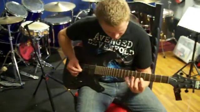 Schecter Damien 6 at RNA MUSIC Played by Holden смотреть онлайн