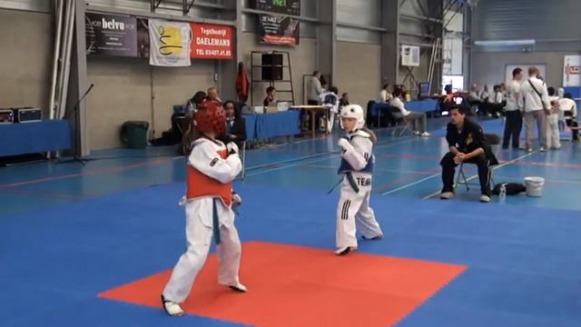 Sofie finale open Antwerpse 2011 смотреть онлайн