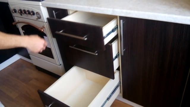 Кухня с фасадами мдф в плёнке пвх. смотреть онлайн