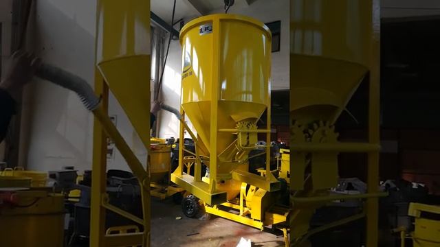 Spring Gear Concrete Bucket for Tower Crane and Forklift смотреть онлайн