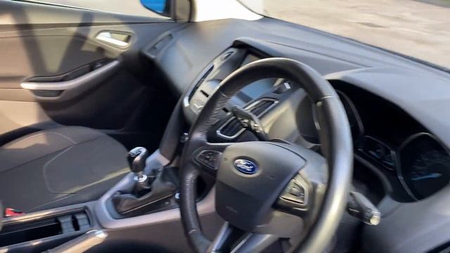 Ford Focus 1.5 TDCi Zetec (s/s) 5dr SAT NAV REVERSE CAMERA смотреть онлайн