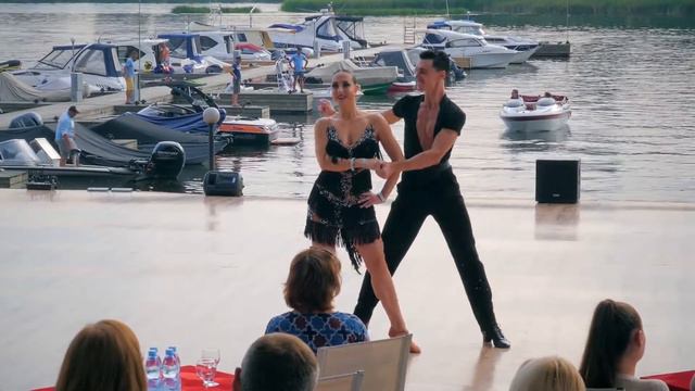 BIG Pro-Am Dance Open Air.Two Couples Performance.Cha Cha Cha. Иванишин Антон- Жарикова Алиса смотреть онлайн