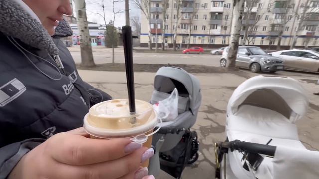 НОВЫЕ РОССИЯНЕ ГУЛЯЮТ ПО МАРИУПОЛЮ! ВЛОГ! КАКОЕ БУДУЩЕЕ ОЖИДАЕТ ДЕТЕЙ В РУССКОМ ГОРОДЕ? смотреть онлайн