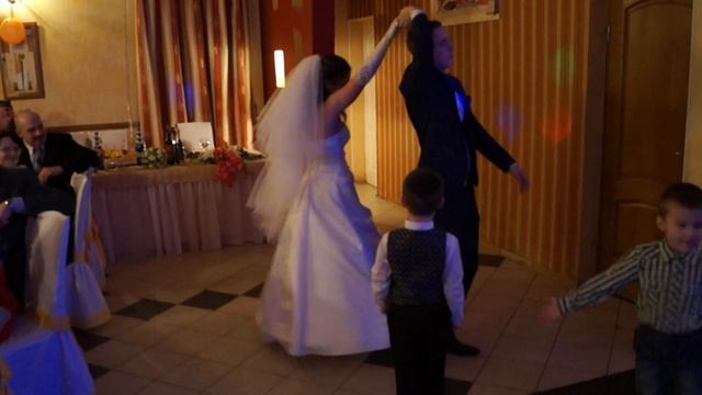 Свадебный танец Николая и Анастасии смотреть онлайн