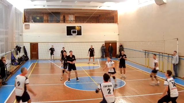 [KZL 2014 volleyball] Teplo.com-Сахалин - ТТ (3-й тайм) 19.12.2013 смотреть онлайн