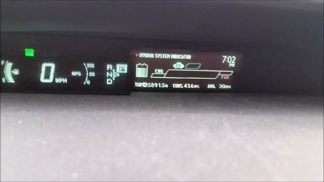 How To Check Toyota Prius Mileage Consumption on Dashboard смотреть онлайн