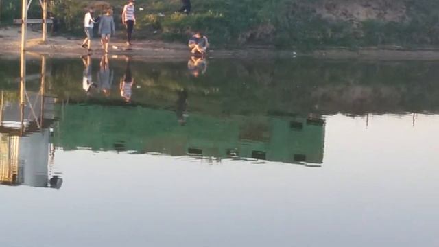 Огромный толстолоб смотреть онлайн