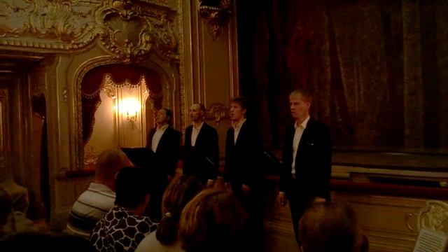 Выступление вокального ансамбля Юсуповского дворца. "Ах ты степь, широкая" смотреть онлайн