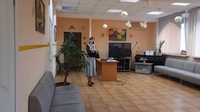 В лунном сияньи Автор Е.Юрьев смотреть онлайн