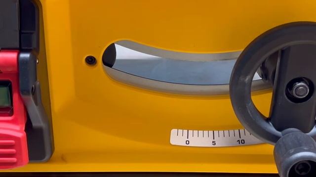 Распиловочный станок DeWALT DWE 7492/Распаковка/Обзор/Комплектация/ Стоит ли он своих денег? смотреть онлайн