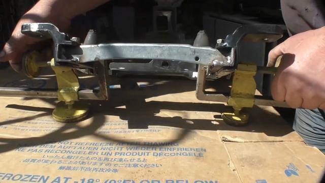 Ремонт подвески водительского сидения. Сталь или алюминий? смотреть онлайн
