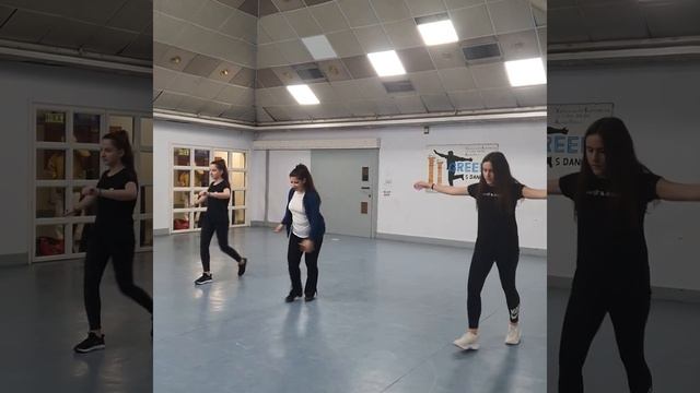 ΖΕΙΜΠΕΚΙΚΟ / Zeibekiko Performance Greek Dance смотреть онлайн