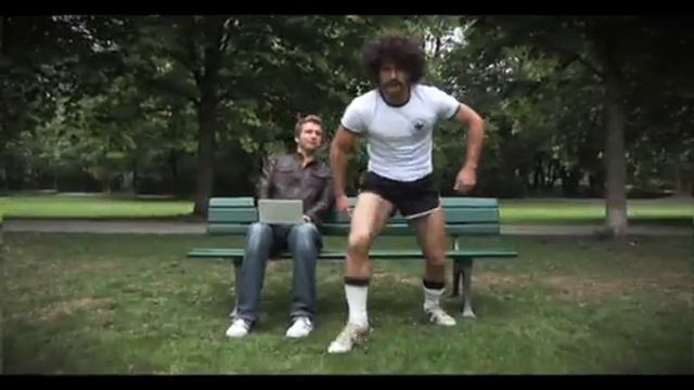 Luca Toni vs Paul Breitner смотреть онлайн