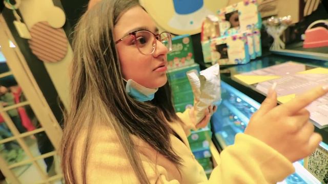 Using only *YELLOW* things for 24 Hours Challenge | Rimorav Vlogs смотреть онлайн