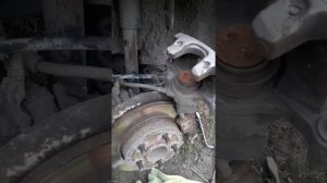 Замена задних колодок Ford Focus 2