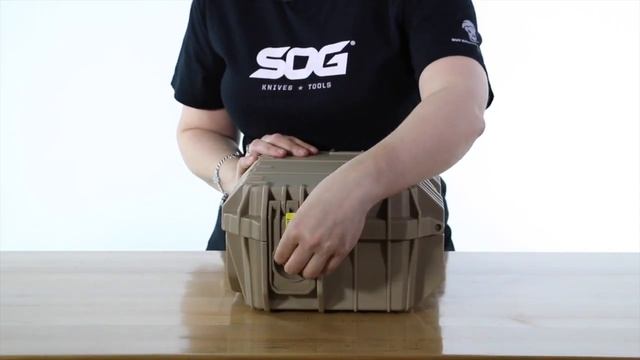 Ruby Recoil - EP 14: Seahorse Protective Case Review смотреть онлайн