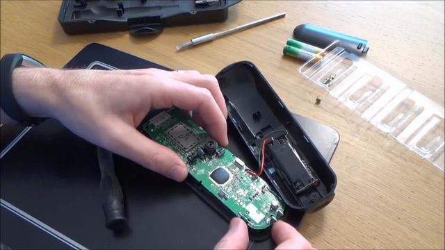 How to Fix a Faulty DECT Cordless Phone using SIMPLE Fault Finding смотреть онлайн