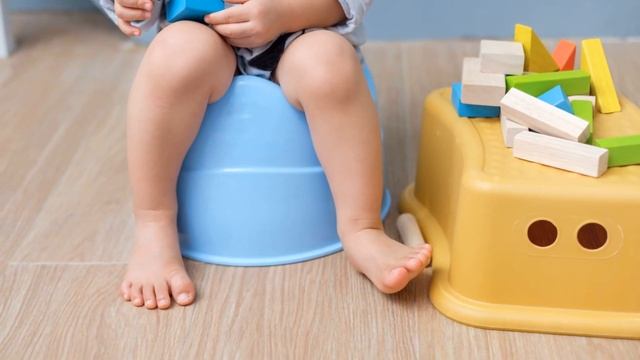 КАК ПРИУЧИТЬ РЕБЕНКА К ГОРШКУ | Когда приучать ребенка к горшку