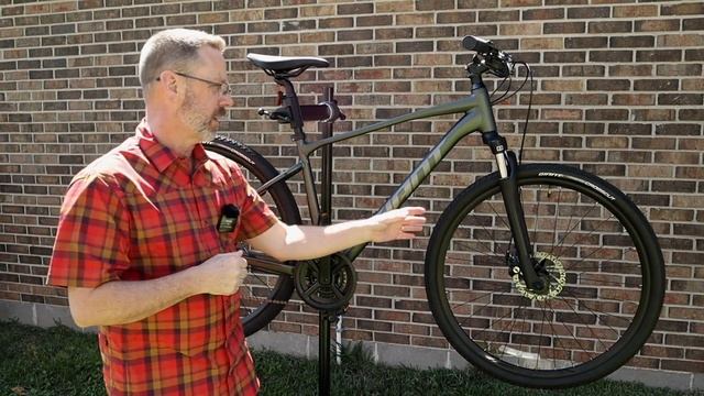 Bike Review - 2021 Giant Roam Disc смотреть онлайн