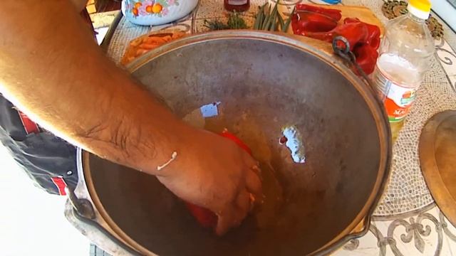 Перчик фаршированный...НУУУ ОЧЕНЬ ВКУСНОЕ БЛЮДО...