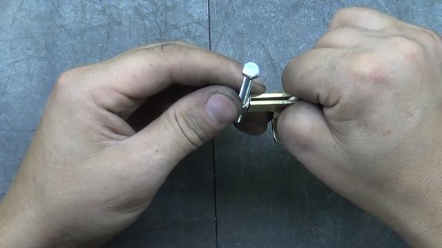 Быстрый зажим своими руками или как сделать рычажный зажим плюс чертеж смотреть онлайн