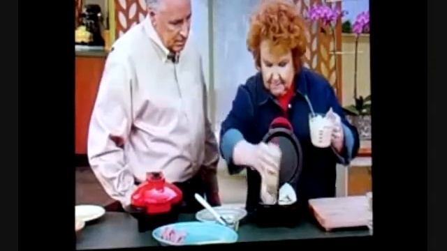THE MOVIE CLUB - Making Fun Of The Redi Set Go Infomercial Part 1 смотреть онлайн