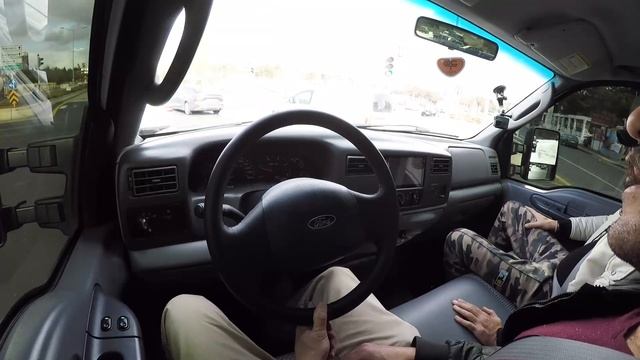 BİLDİĞİNİZ KAMYONETLERİ UNUTUN | Ford F350 Super Duty 6.0 V8 Turbo Dizel | Normal Hali Bile Devasa смотреть онлайн
