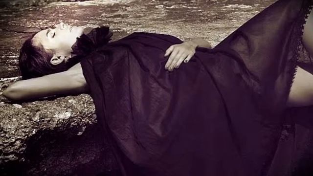 В морщинах чуть прикрытых штор смотреть онлайн