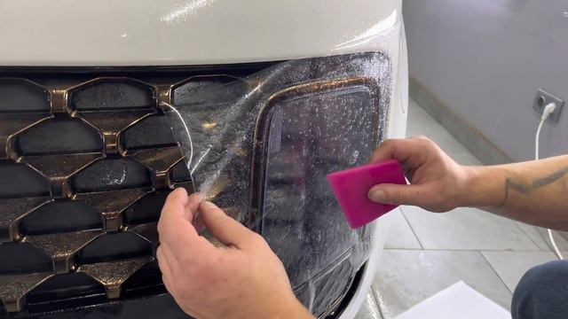 ОКЛЕЙКА ФАР ПОЛИУРЕТАНОВОЙ ПЛЁНКОЙ