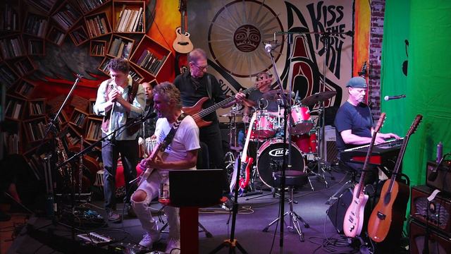 How Crazy Can Ya Get смотреть онлайн