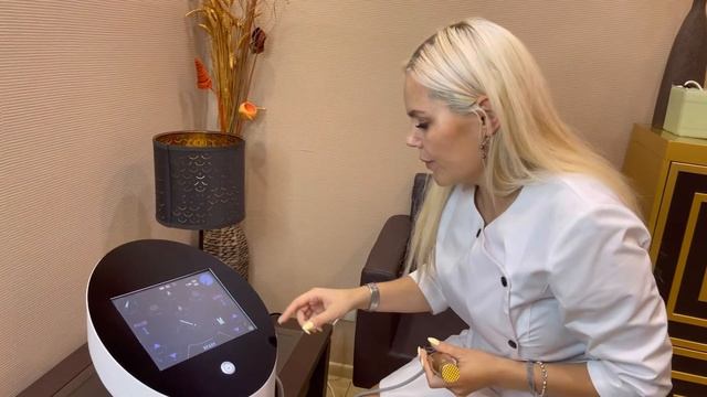 Холодная плазма . Обзор аппарата новинка 2021 года. Новая плазма со множеством насадок. смотреть онлайн