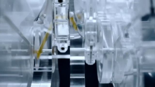 Shell Helix - crystal car TV commercial смотреть онлайн