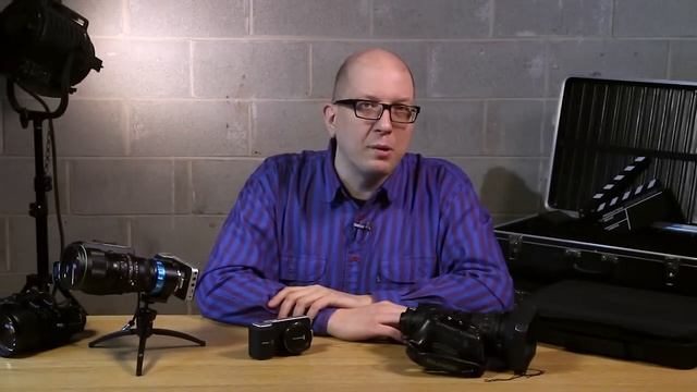 Add a Powered Zoom to your Blackmagic Pocket Cinema Camera with the PowerLynx Kit from Fotodiox смотреть онлайн