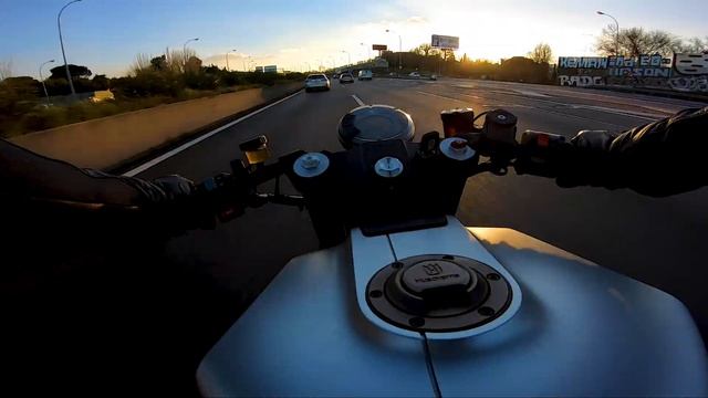 Husqvarna Vitpilen 701 Spain, SC Project sound (with custom made DB-KILLER installed) FULL BW KIT. смотреть онлайн
