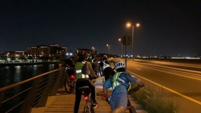 Crankinos Tuesday Chill MTB Night Ride: Barsha Heights (Tecom) to Bulgari and back смотреть онлайн