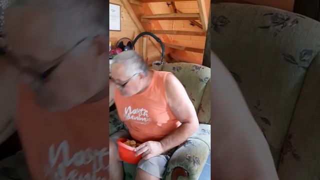 Есть работа........ как дома смотреть онлайн