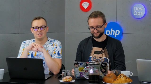 Jak zhackować GOOGLE MAPS, Premiera Yarn 2 | Śniadanie z Programowaniem #23 смотреть онлайн