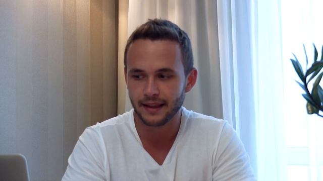 Почему вам нужен свой YOUTUBE канал? Как побороть боязнь камеры? Что делать с хейтерами? смотреть онлайн