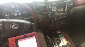 Lexus LX570 вентиляция бака ошибка P0453. Evaporative Emission Control System