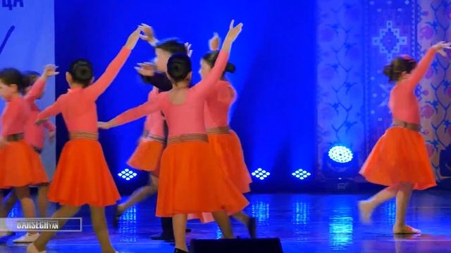 Ансамбль Ани.Танец Арцах (Artsakh) смотреть онлайн