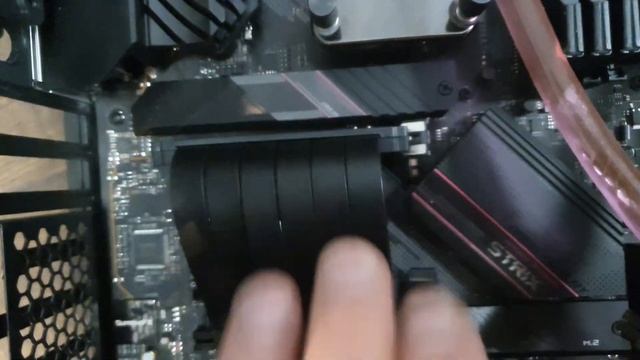 Вертикальная установка видеокарты. Монтаж крепления с райзером pci-e 3.0 от phanteks смотреть онлайн