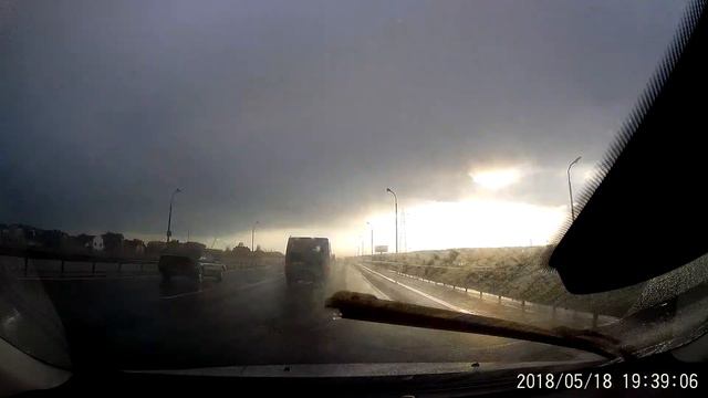 6675 BM4 дважды за 5 минут заставила тормозить смотреть онлайн