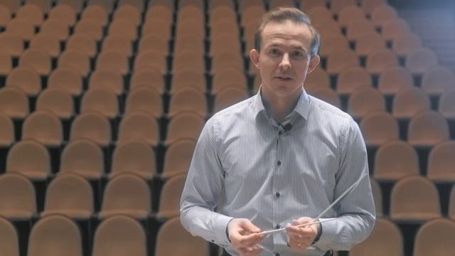 О дирижерской палочке рассказывает дирижер Михаил Мосенков смотреть онлайн