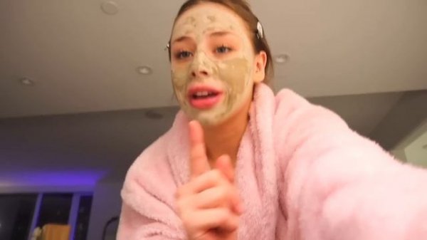 8PM SELF CARE VLOG! wind down with me: baths, face masks, baking, & journaling ?