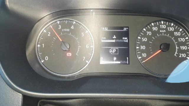 Рено Аркана H4M зависают обороты на прогретом двигателе смотреть онлайн